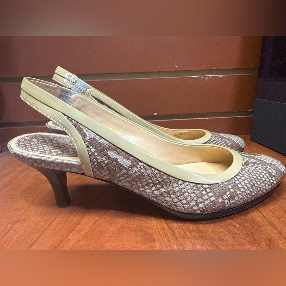 Cole Haan Snake print slingback kitten Heels size 9B Nike air confort - Picture 2 of 8